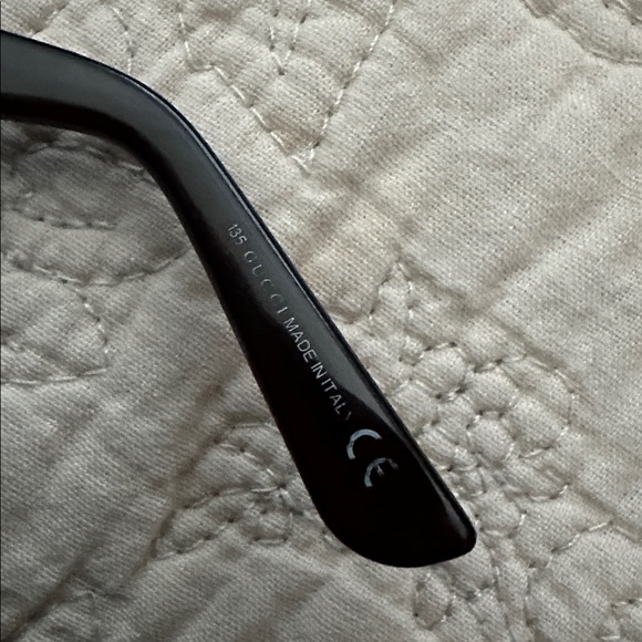 Gucci Eye Glasses 🤓 - Picture 9 of 12